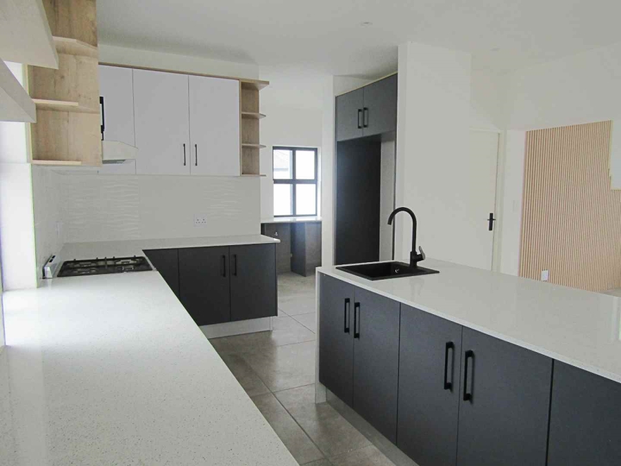 3 Bedroom Property for Sale in Shelley Point Western Cape